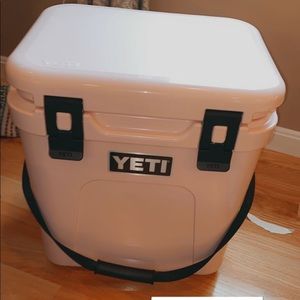 Yeti Roadie Hard Cooler 24